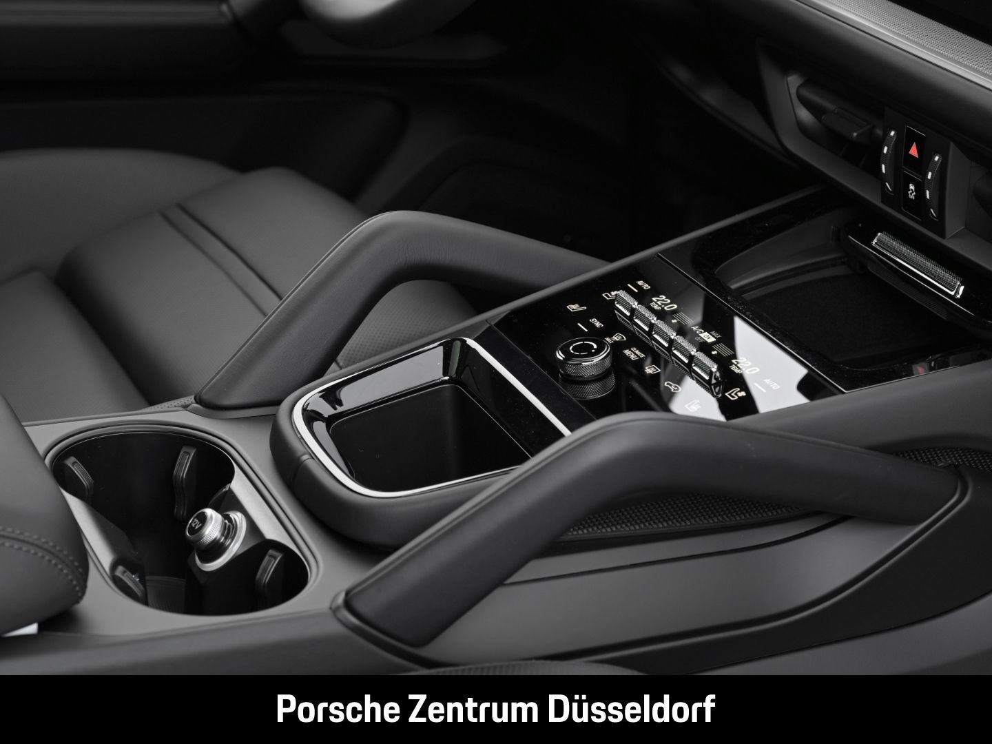 Porsche Cayenne S E-Hybrid InnoDrive Head-Up Sportabgas