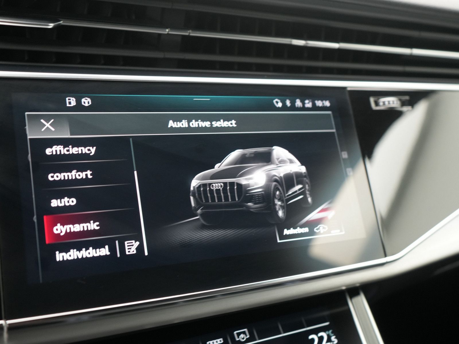 Audi Q8 e S line RAUTE AHK MEMORY LUFT MATRIX LEDER