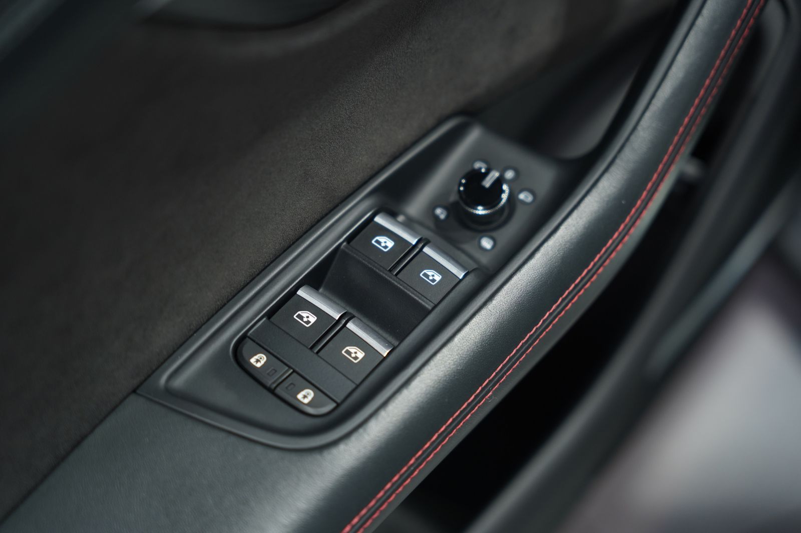 Audi RSQ8 q.*1H *23 *Dynamik*Keramik *S-Abgas *Pano