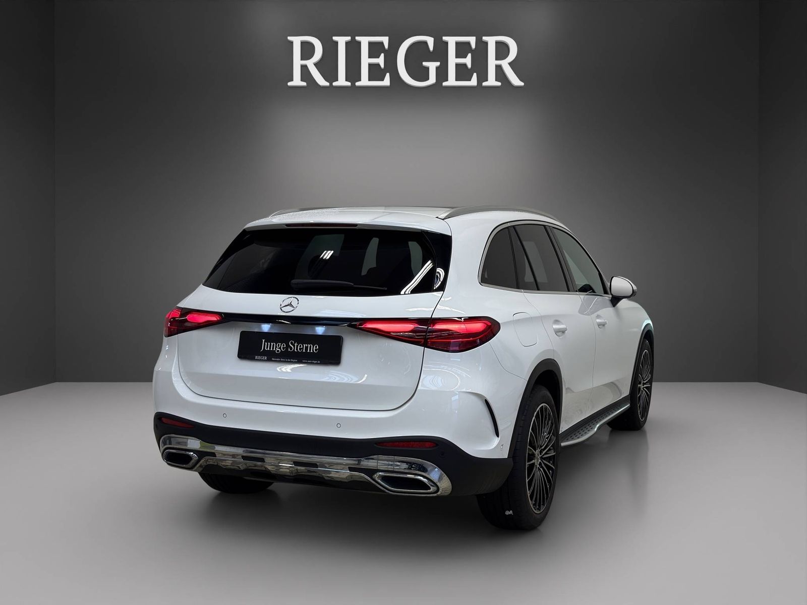 Mercedes-Benz GLC 300 4M AMG-PLUS*PANO-SHD*AHK*20"*360°-Kamera