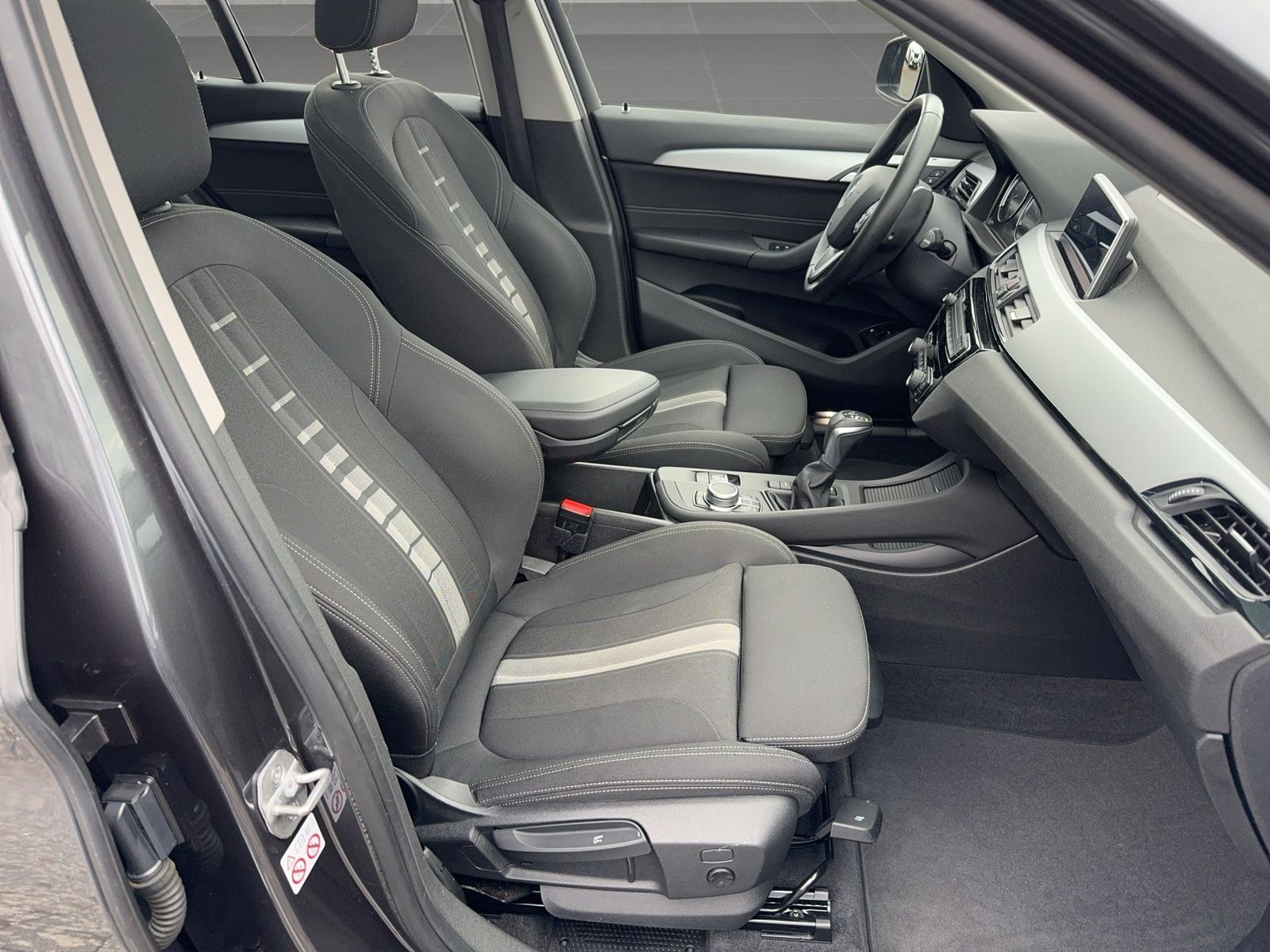BMW X1 xDrive25e ADVANATGE - Samsaru's Car Outlet