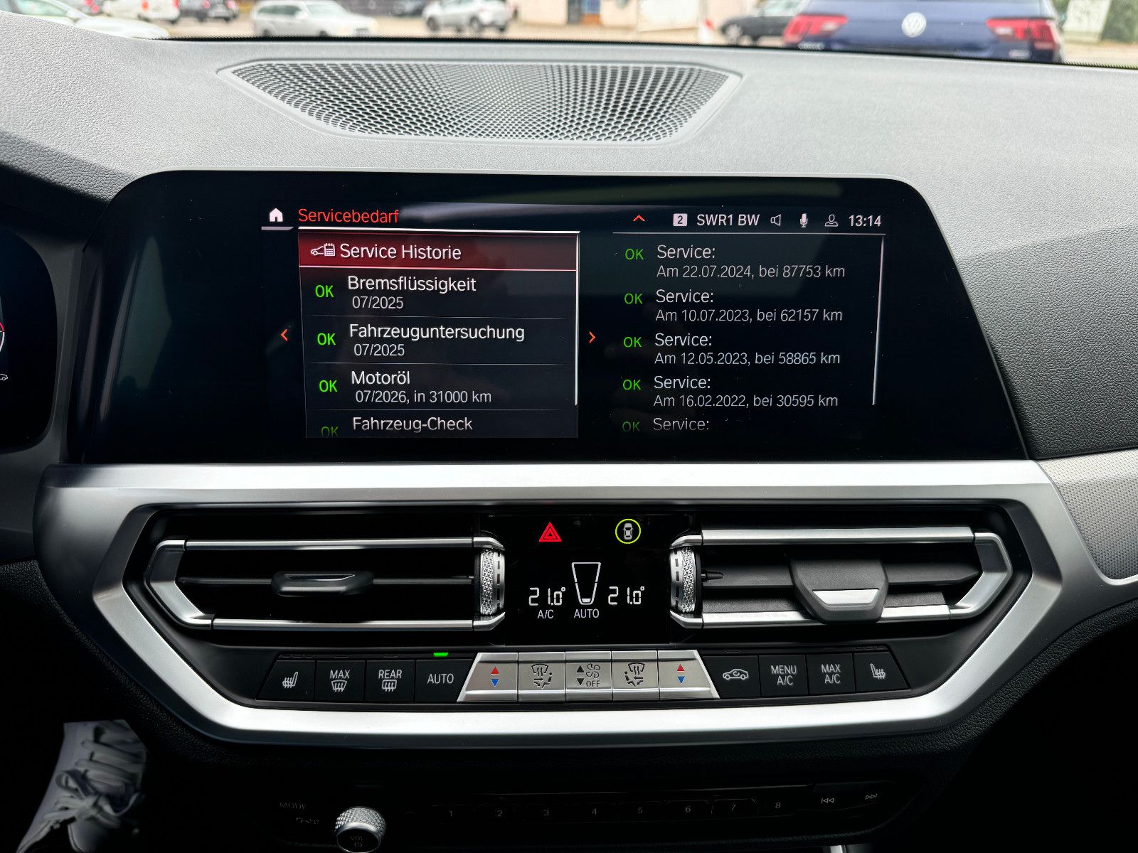 BMW 330 i xDrive Aut. - Samsaru's Car Outlet