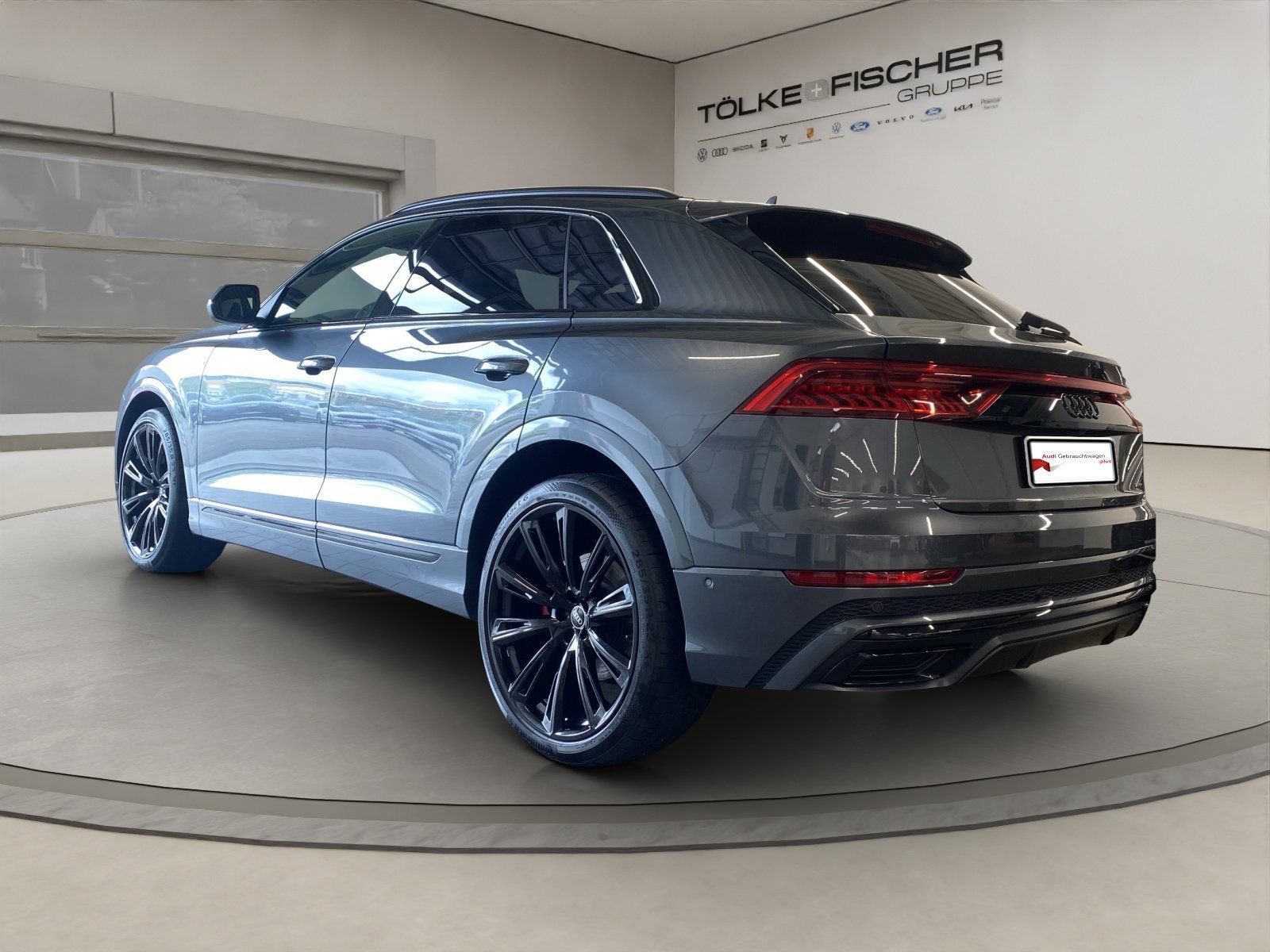 Audi Q8 55 3.0 TFSI quattro Pano S-line ACC AHK AUT