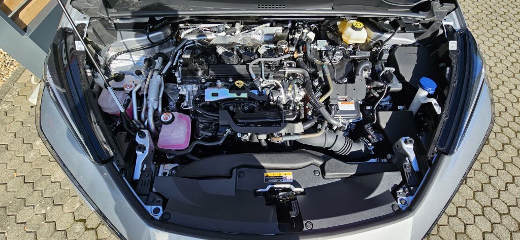 Toyota C-HR 2.0 Plug-in-Hybrid Team Deutschland