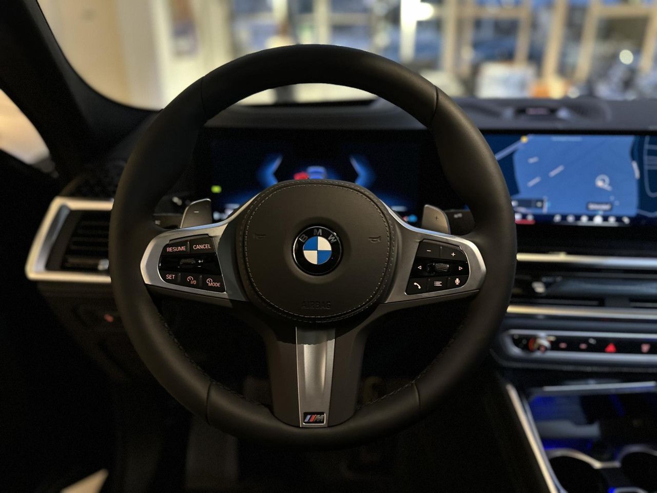 BMW X6 xDrive40d M Sport Pro Bowers Massage AHK 22"