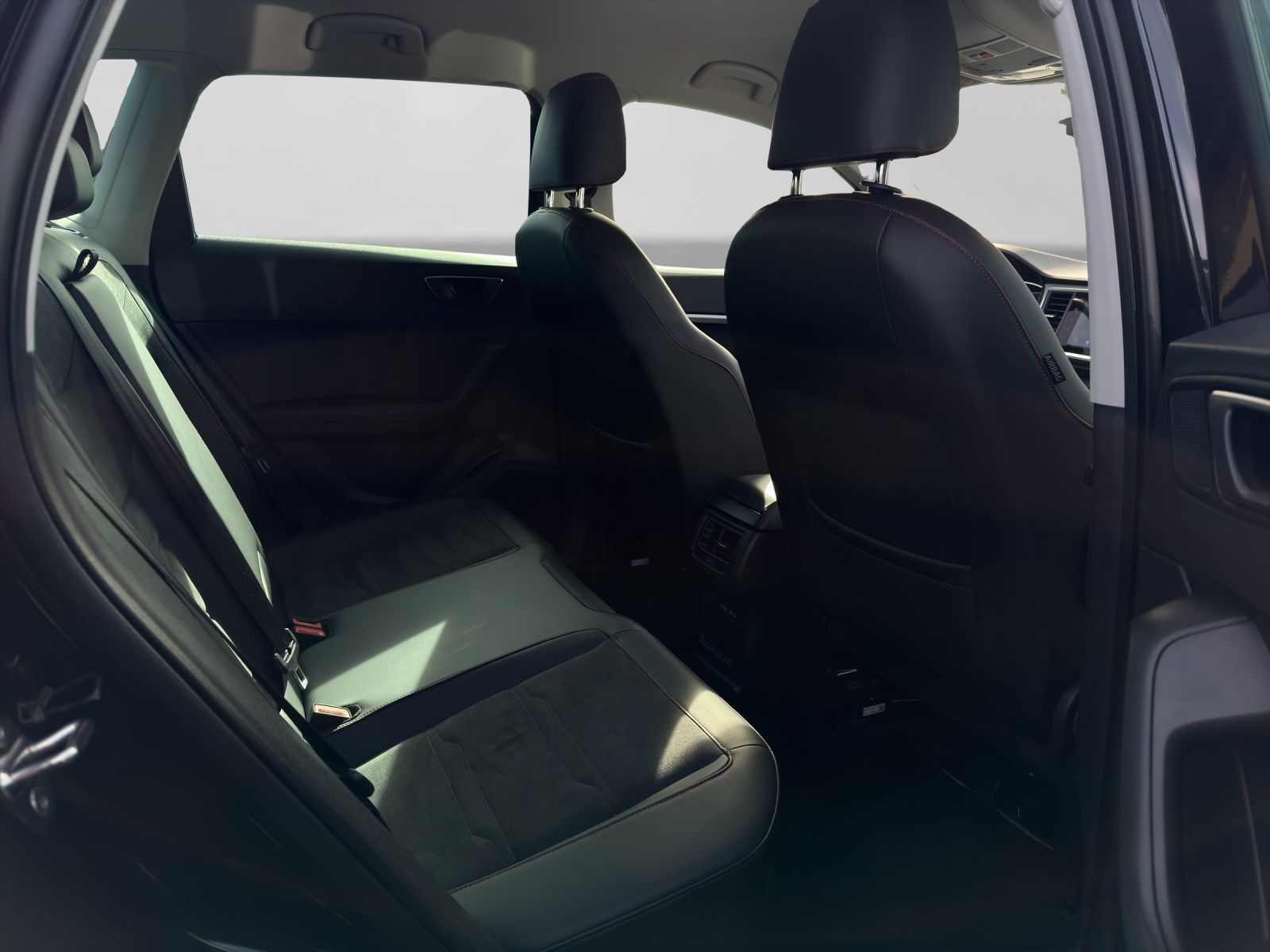 Seat Ateca 2.0 TDI DSG FR LM19 AHK KAMERA NAVI+ eKLAP