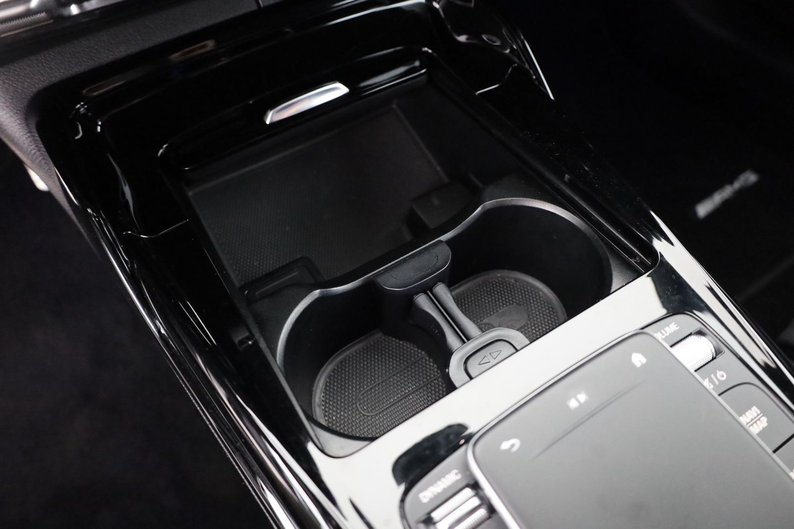 Mercedes-Benz CLA 35 AMG - Samsaru's Car Outlet
