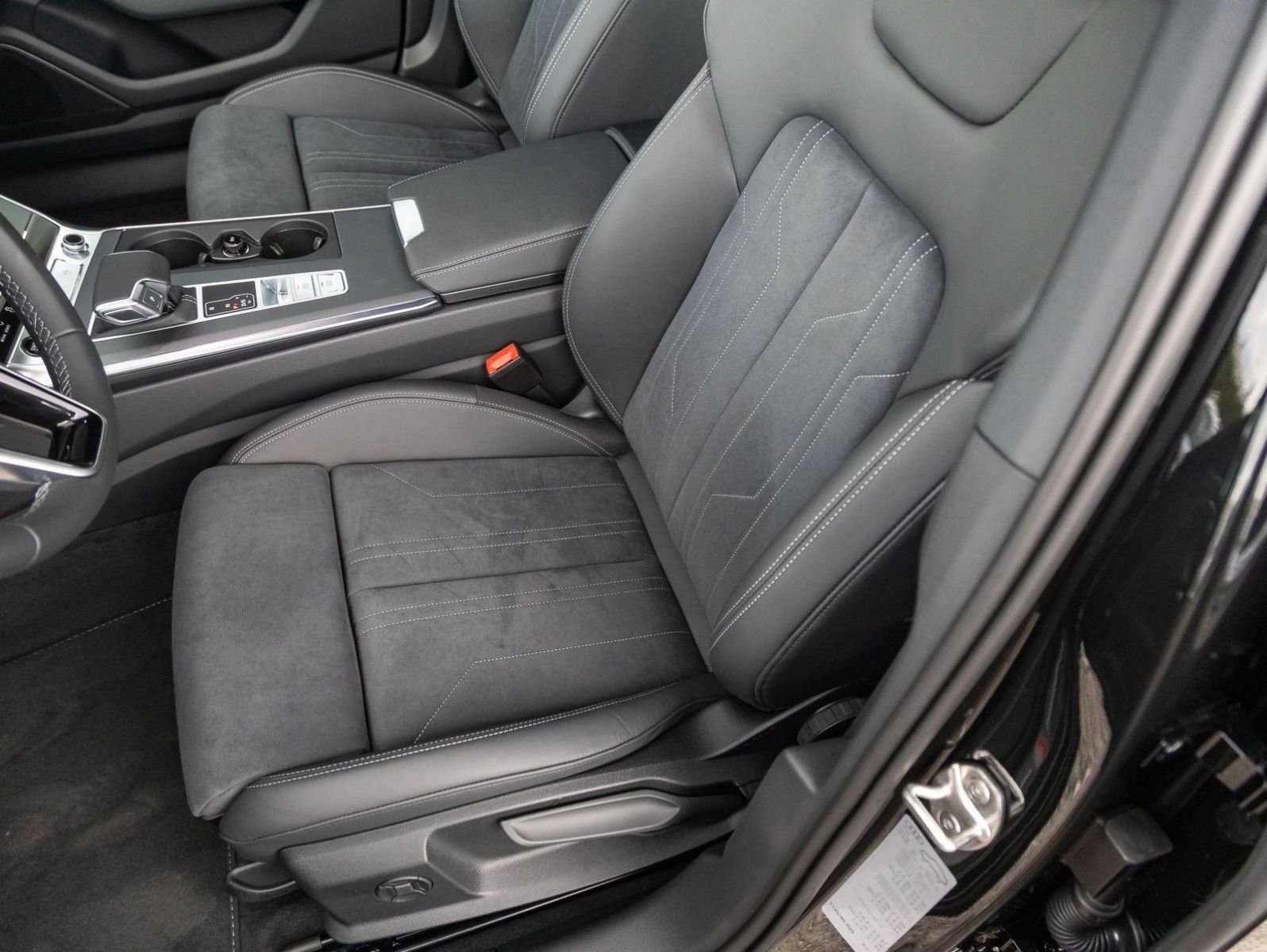 Audi A6 Avant S line 40TDI Stronic - Samsaru's Car Outlet