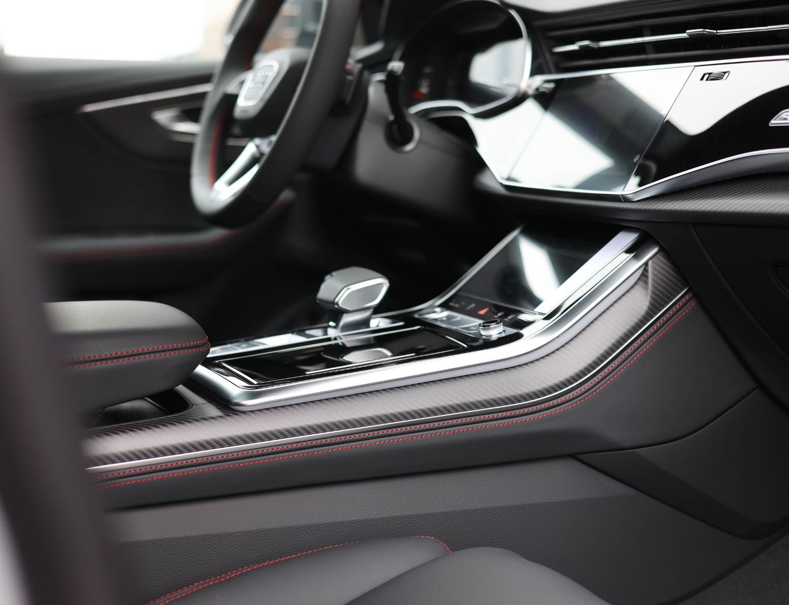Audi Q8 60 TFSIe Quattro - Samsaru's Car Outlet