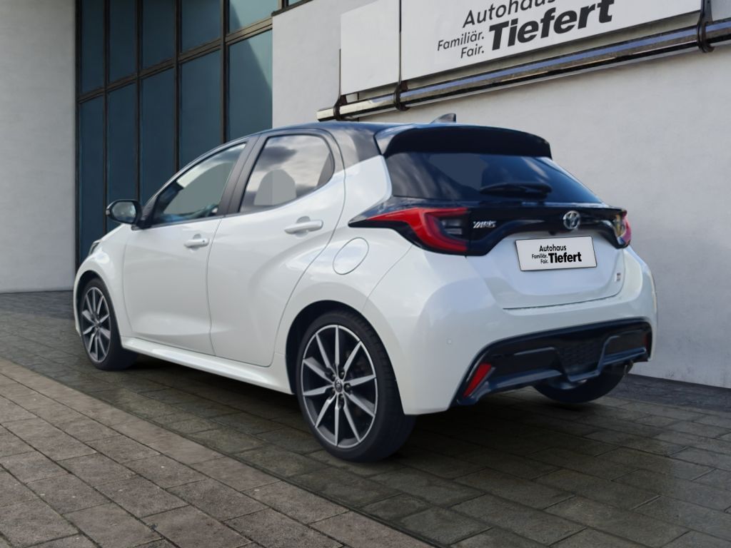 Toyota Yaris Hybrid 130PS 1.5 GR SPORT