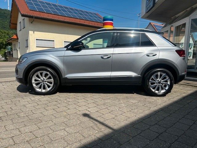 Volkswagen T-Roc 1.5 TSI Style - Samsaru's Car Outlet