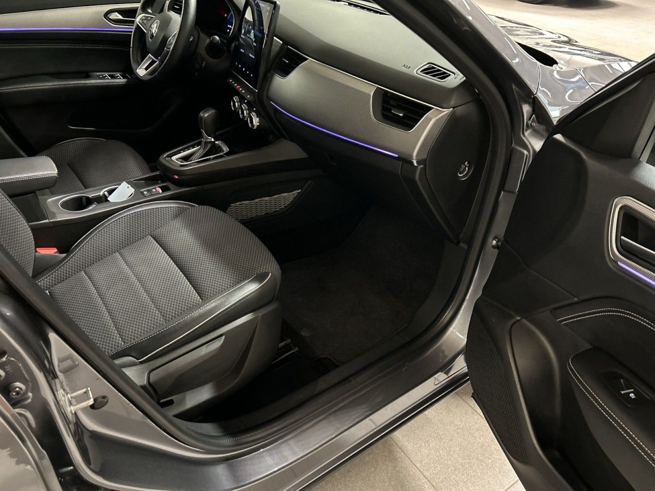 Renault Arkana Intens - Samsaru's Car Outlet