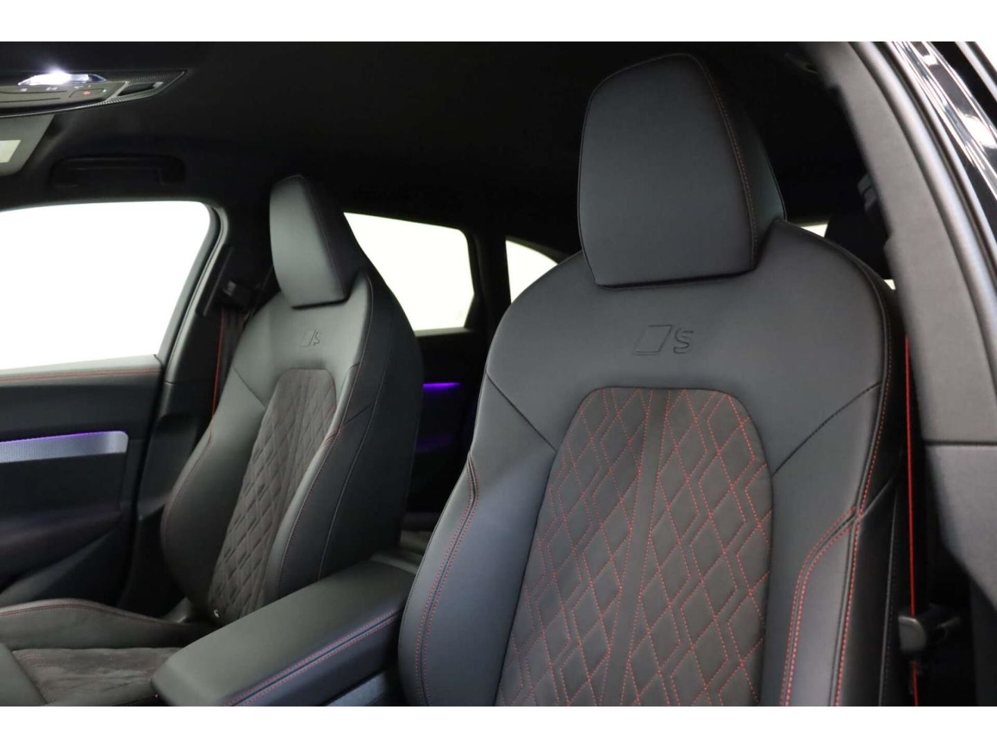 Audi A5 Avant e-hybrid qu. S line AHK/Bei.Dis./19''