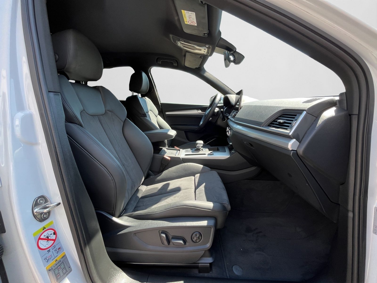 Audi Q5 Sportback S line 45 TFSI - Samsaru's Car Outlet