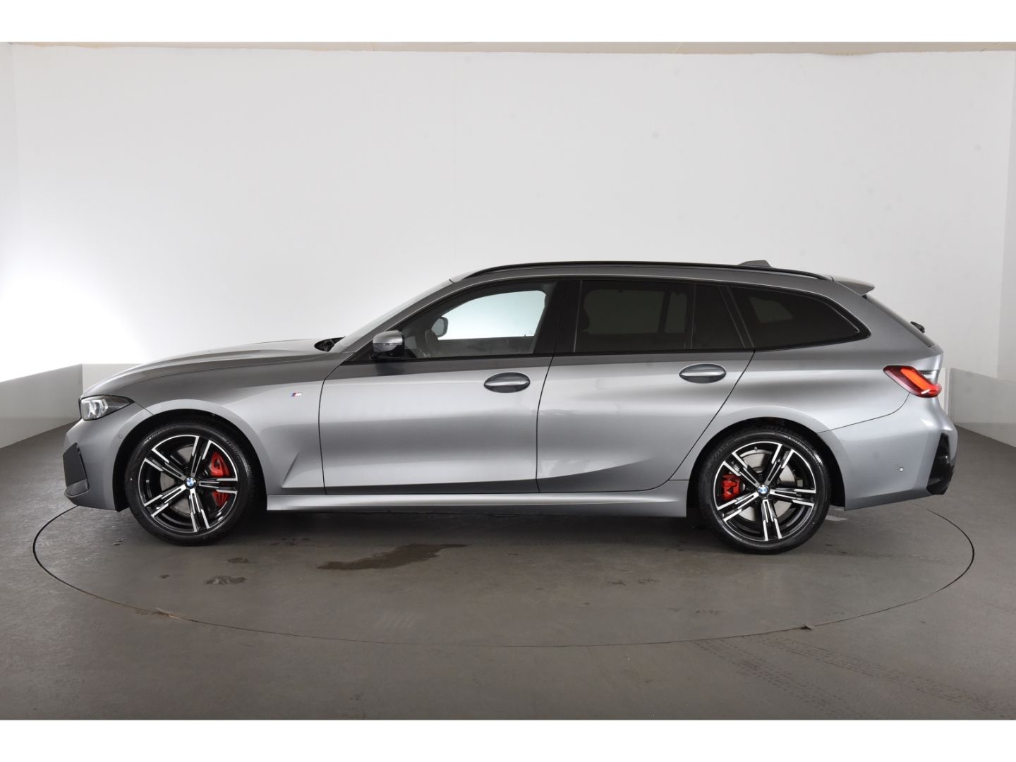 BMW 320 i Touring M Sport Pro Driving Assistant Prof