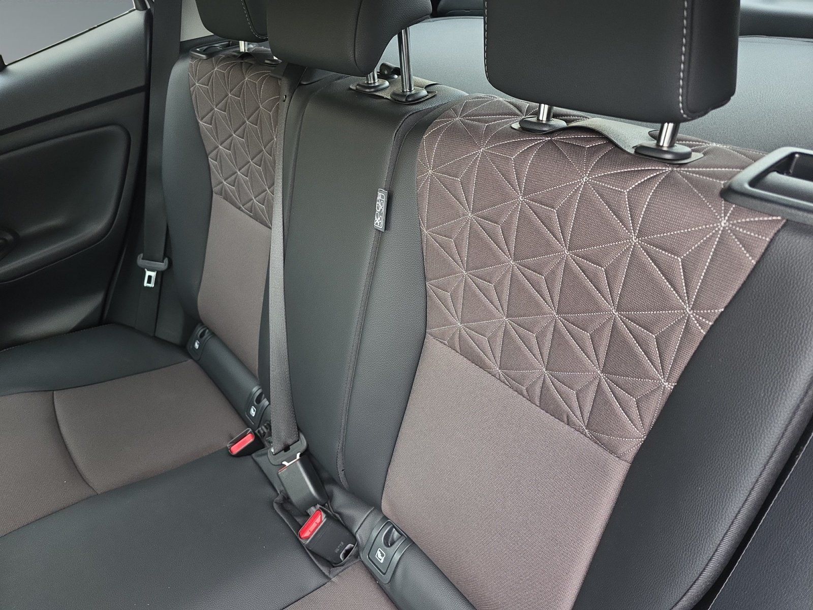 Toyota Yaris Cross 1.5 E FWD Style Plus 2xKlima 360 ACC