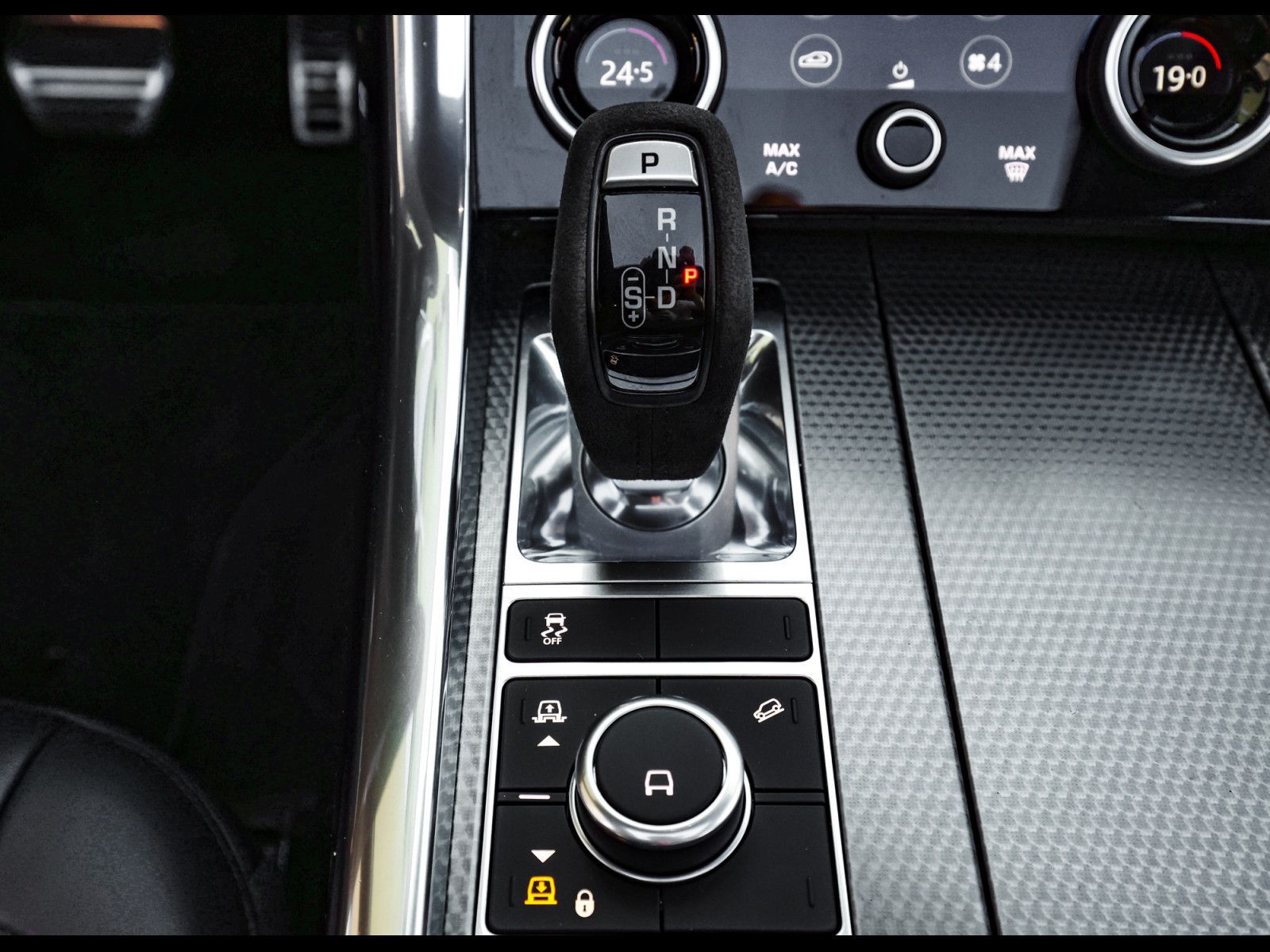 Range Rover Sport P400 HST - Samsaru's Car Outlet