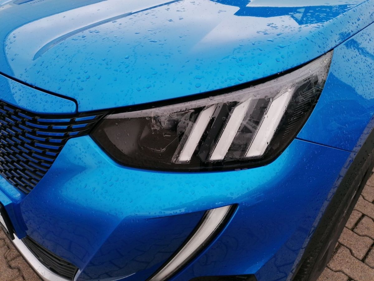 Peugeot 2008 e- GT - Samsaru's Car Outlet