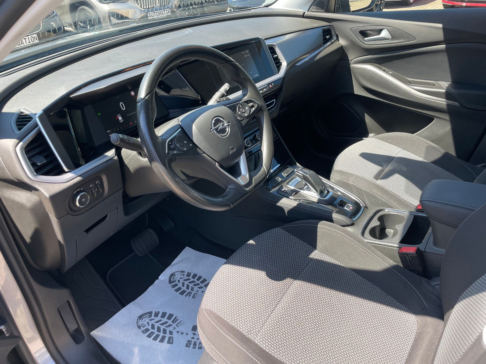 Opel Grandland (X) - Samsaru's Car Outlet