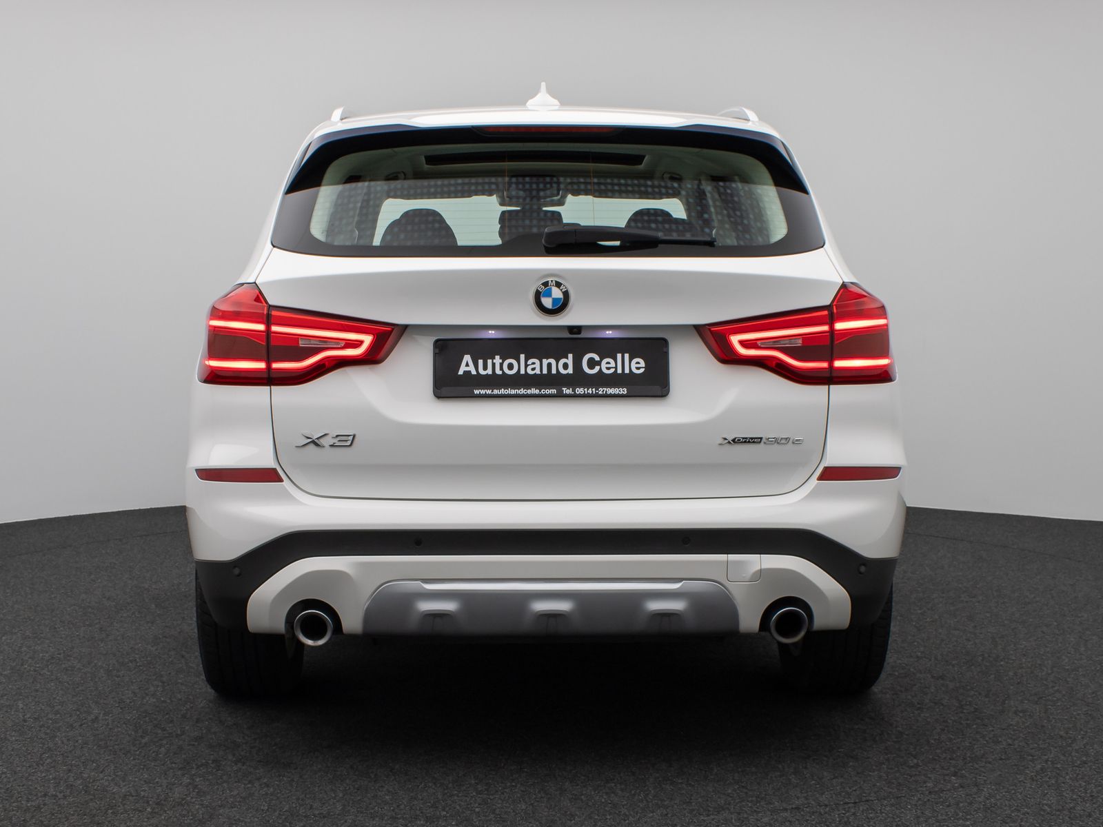 BMW X3 xD30e Panorama Kamera DAB HiFi WLAN Stop&Go