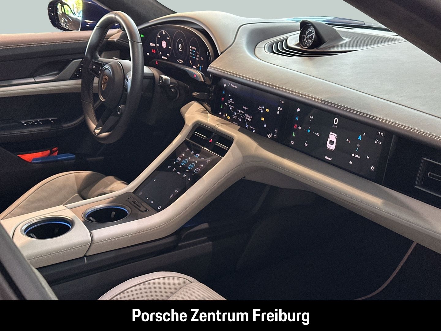 Porsche Taycan Turbo HA-Lenkung InnoDrive Head-Up BOSE