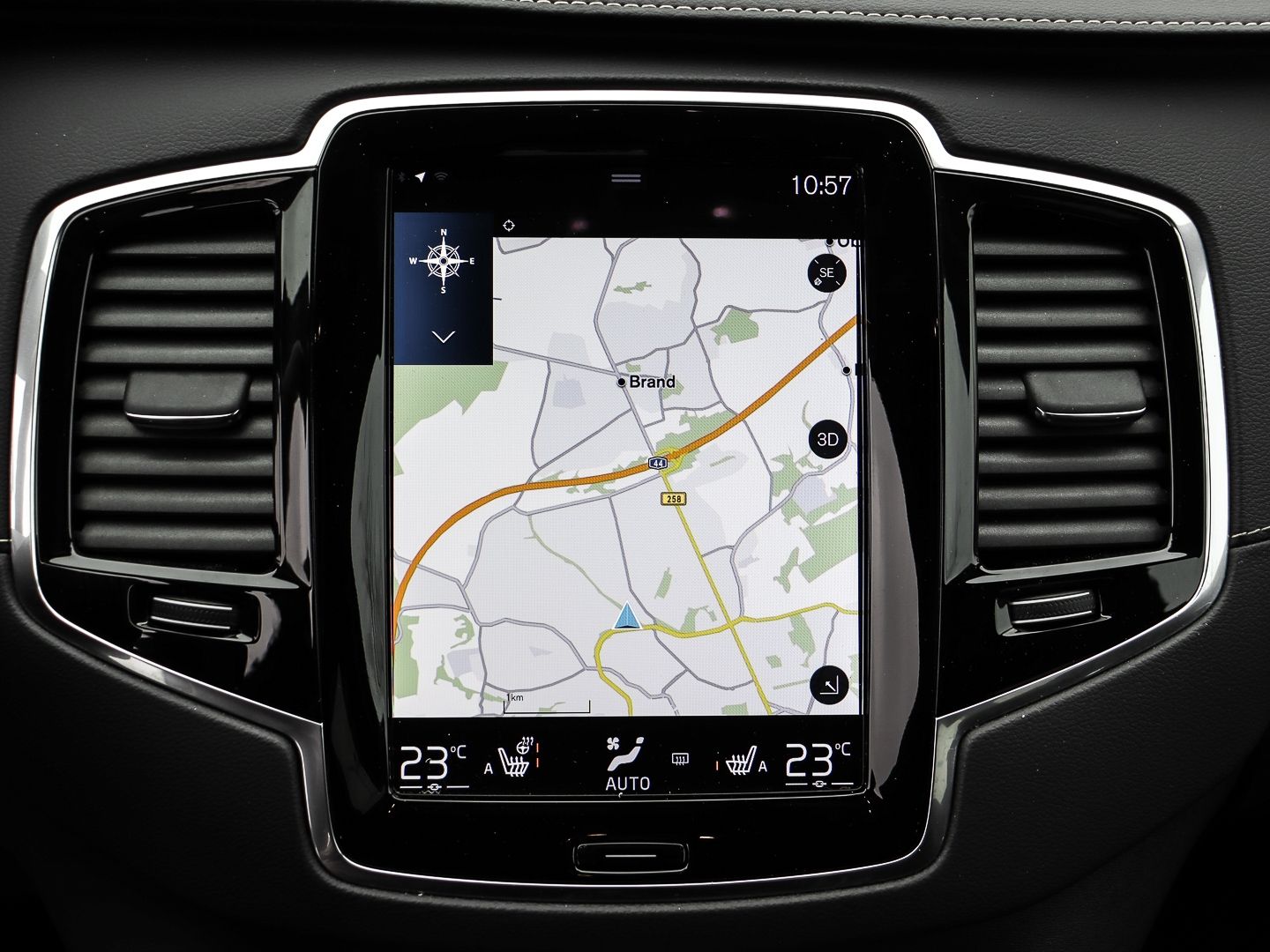 Volvo XC90 R Design AWD B5 Diesel EU6d AD AHK Navi Dig