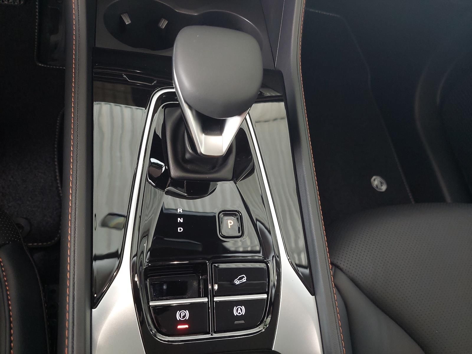 MG HS 1.5 PLUG-IN-HYBRID LUXURY LEDER 360-GRAD-KAME