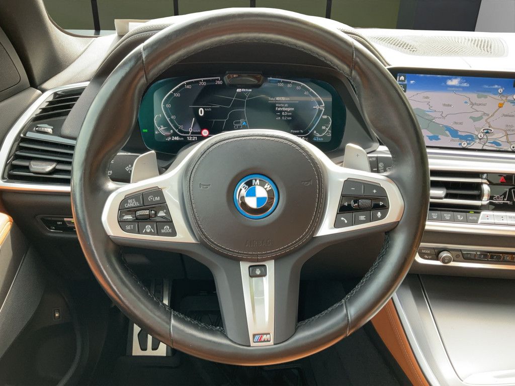 BMW X5 xDrive45e M-SPORT HYBRID LASER PANO HUD ACC