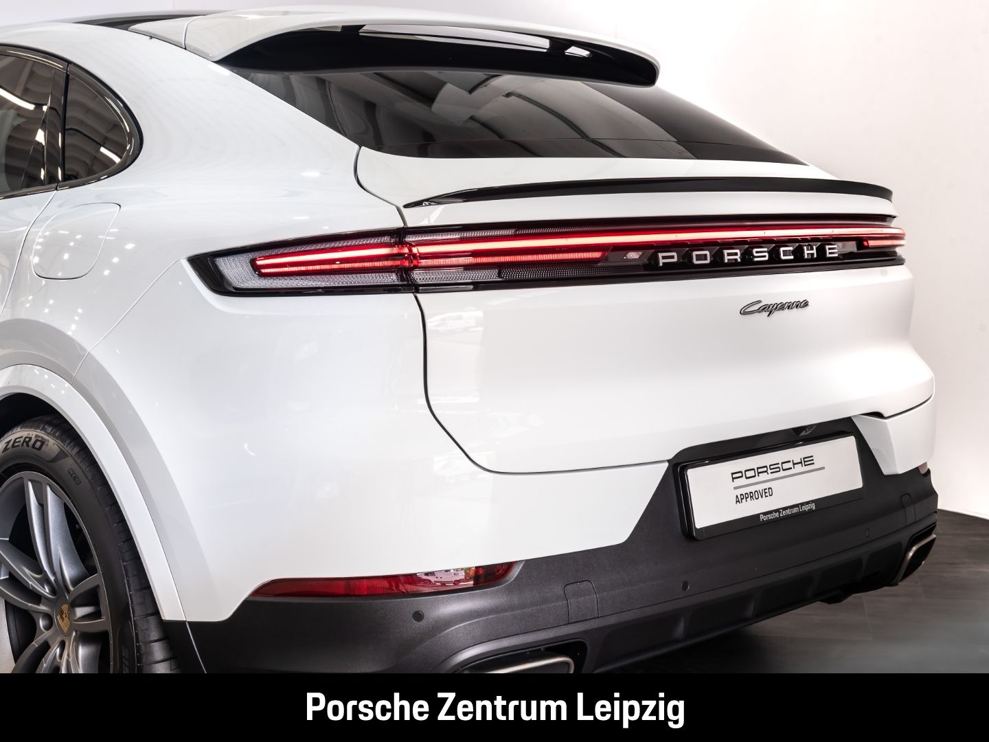 Porsche Cayenne E-Hybrid Coupe HD HeadUp InnoDrive AHK