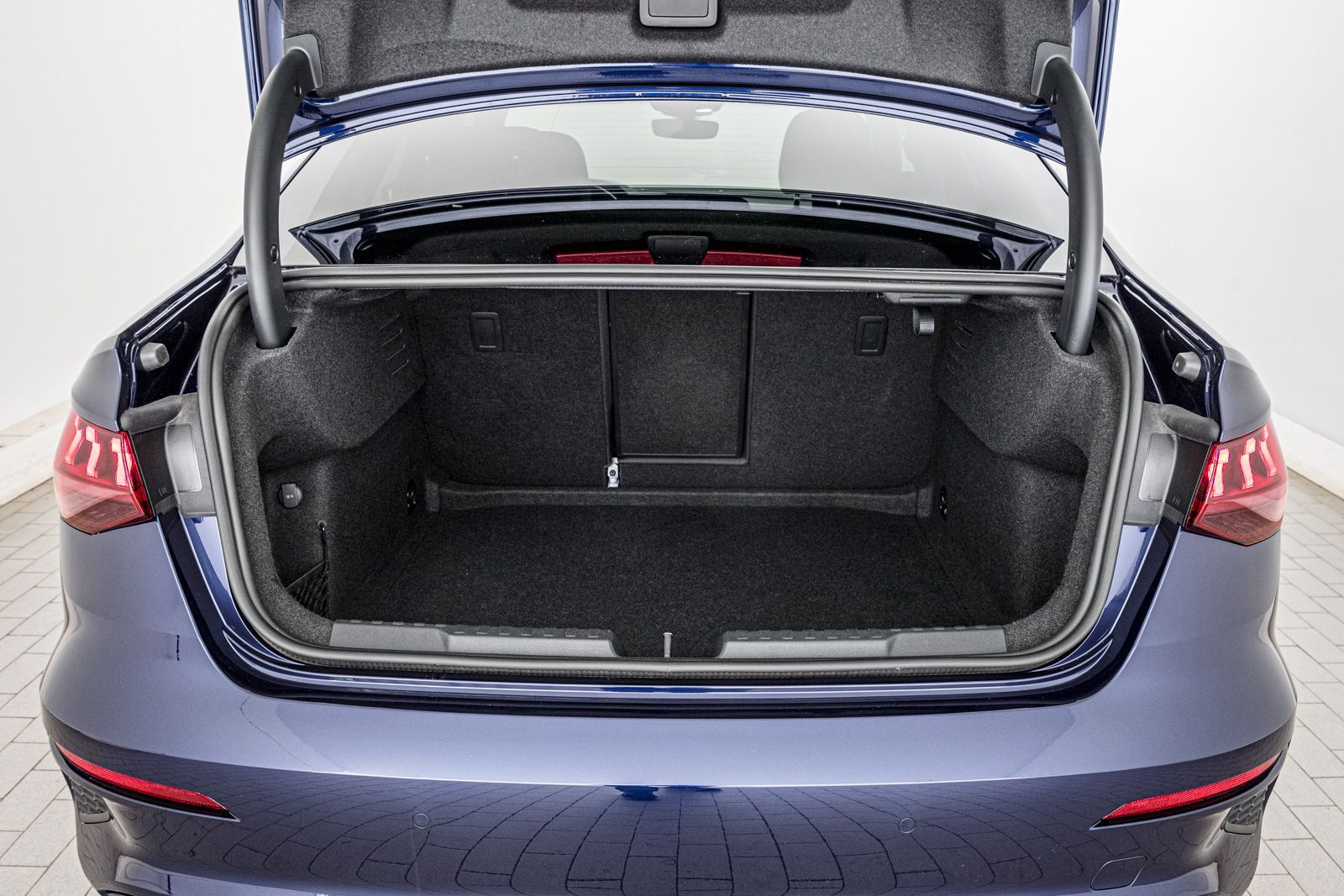 Audi A3 Limousine advanced 35 TDI S tr. - Samsaru's Car Outlet