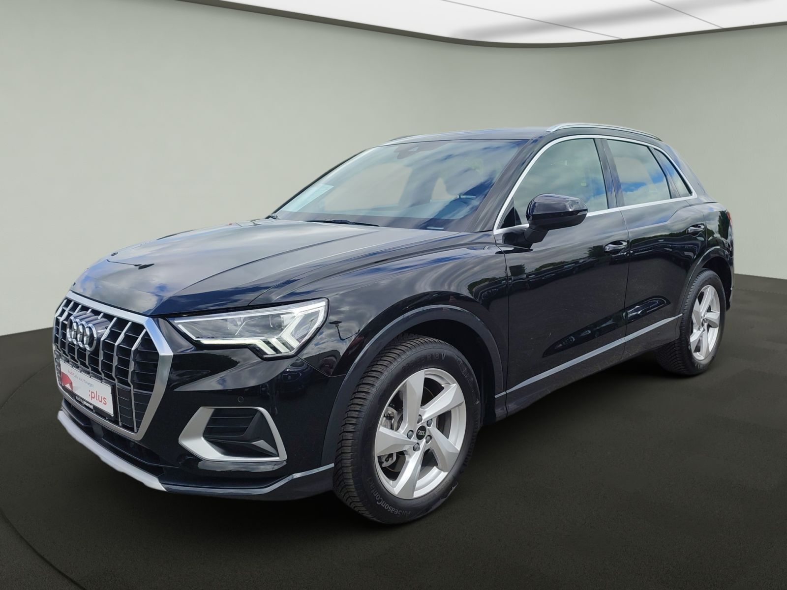 Audi Q3 advanced 40 TDI quattro - Samsaru's Car Outlet