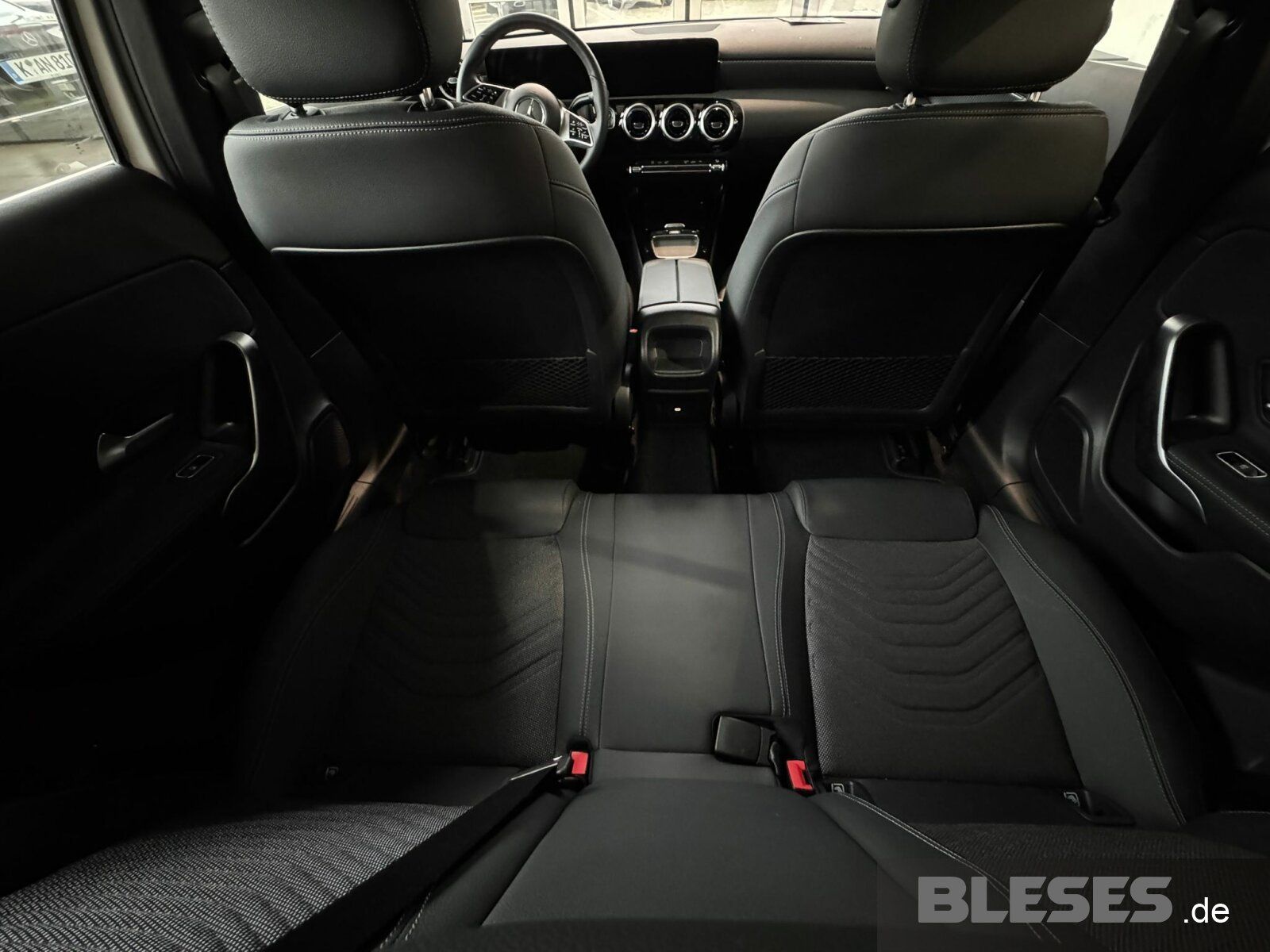 Mercedes-Benz A 180 Progressive - Samsaru's Car Outlet