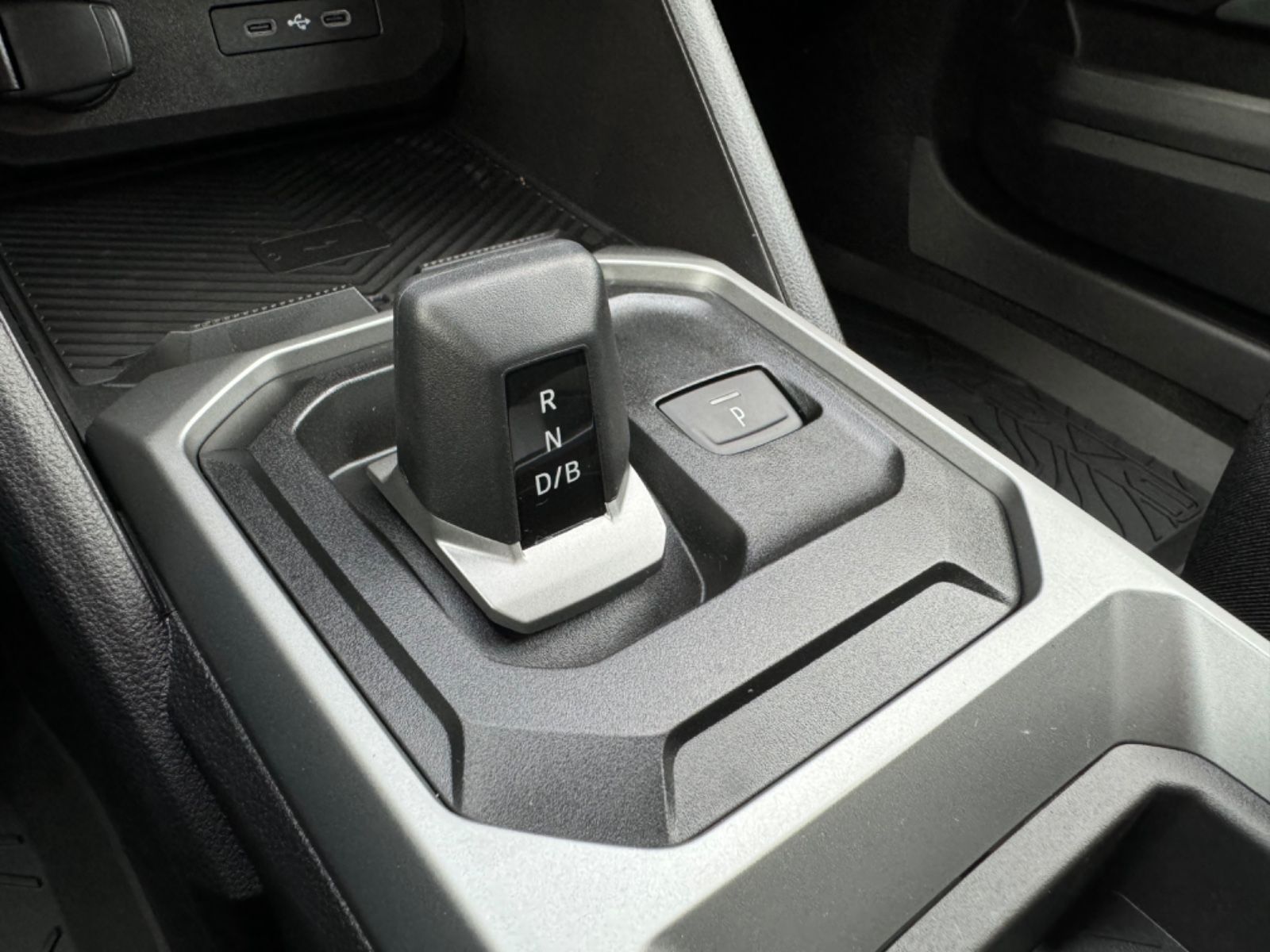 Dacia Duster III Hybrid 140 Extreme - Samsaru's Car Outlet