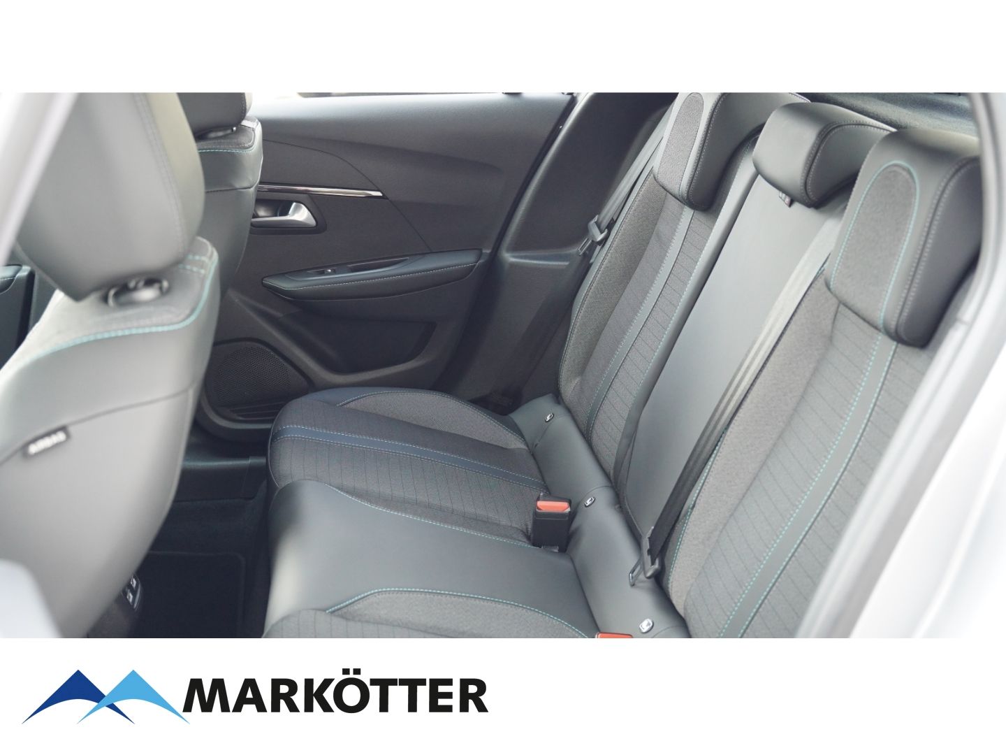 Peugeot e-208 136 Allure - Samsaru's Car Outlet