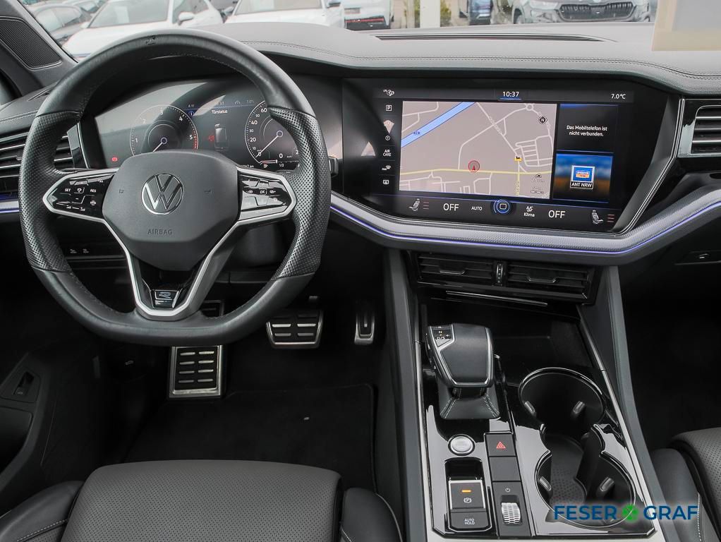 Volkswagen Touareg 3.0 TDI 4M R-Line Black - Samsaru's Car Outlet