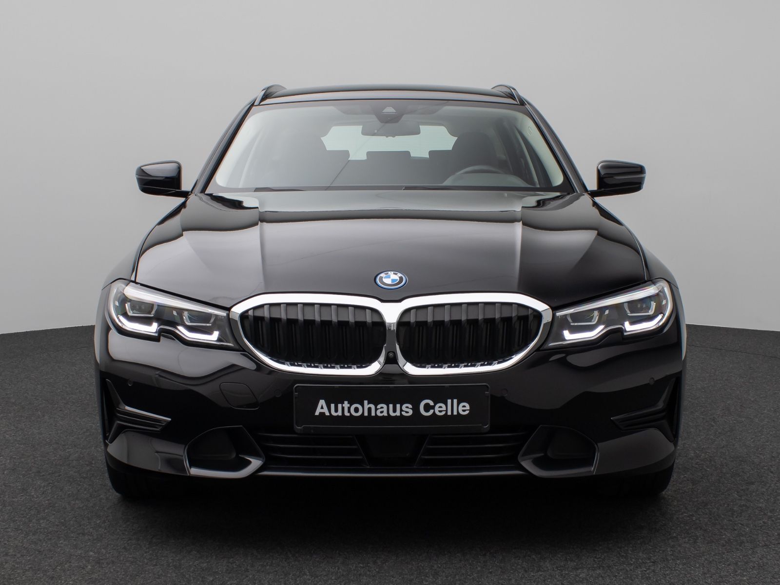 BMW 330e xD Sport Line 360°DAB Stop&Go LED Alarm AHK