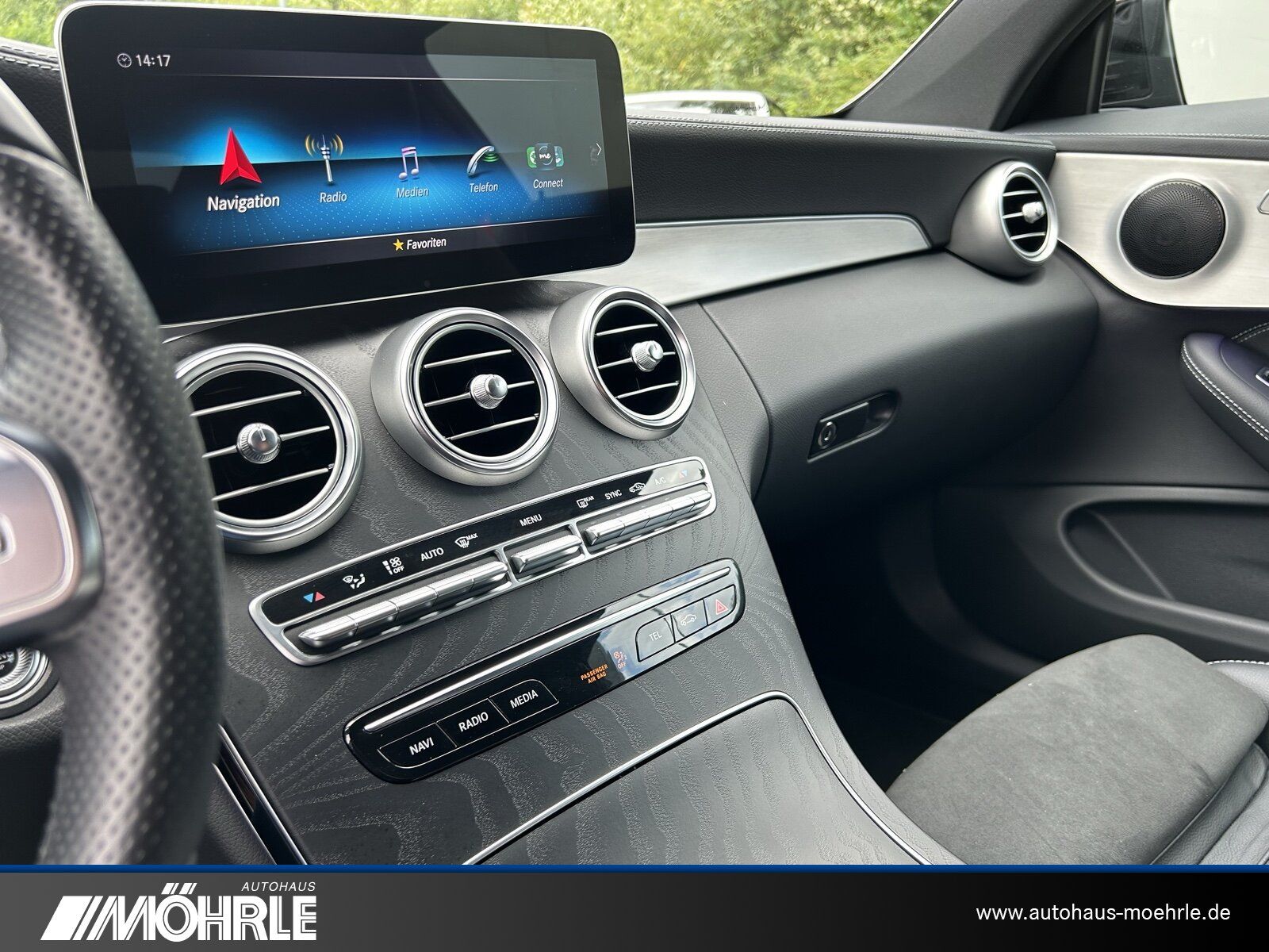 Mercedes-Benz C 180 Coupé AMG Line - Samsaru's Car Outlet
