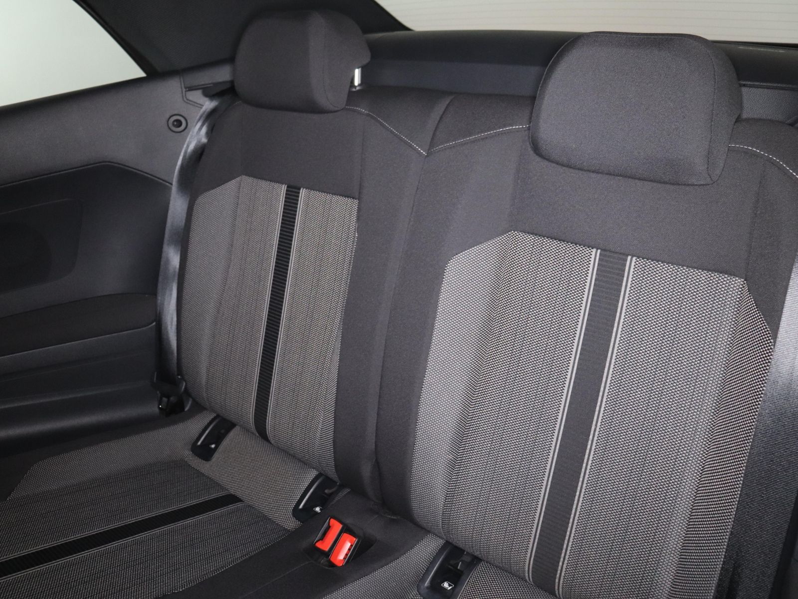 Volkswagen T-Roc Style 1.0TSI - Samsaru's Car Outlet