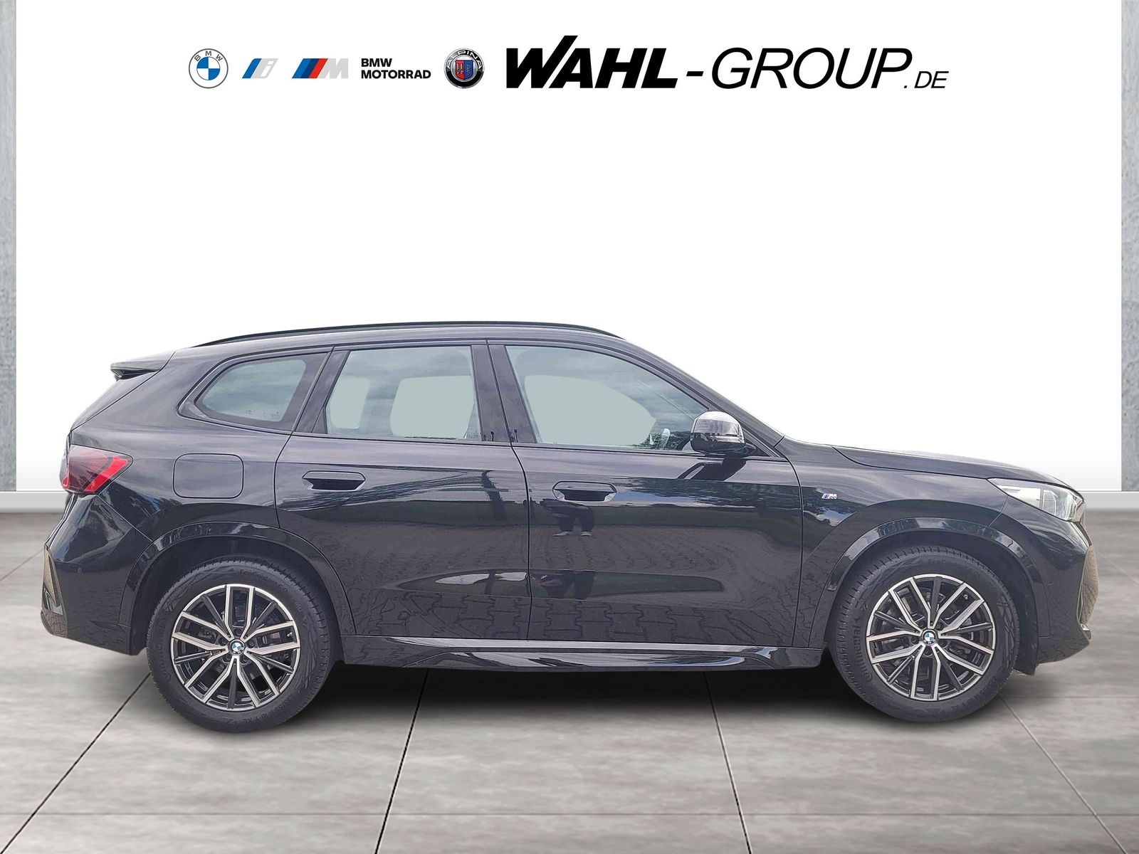 BMW X1 xDrive23i M Sportpaket - Samsaru's Car Outlet