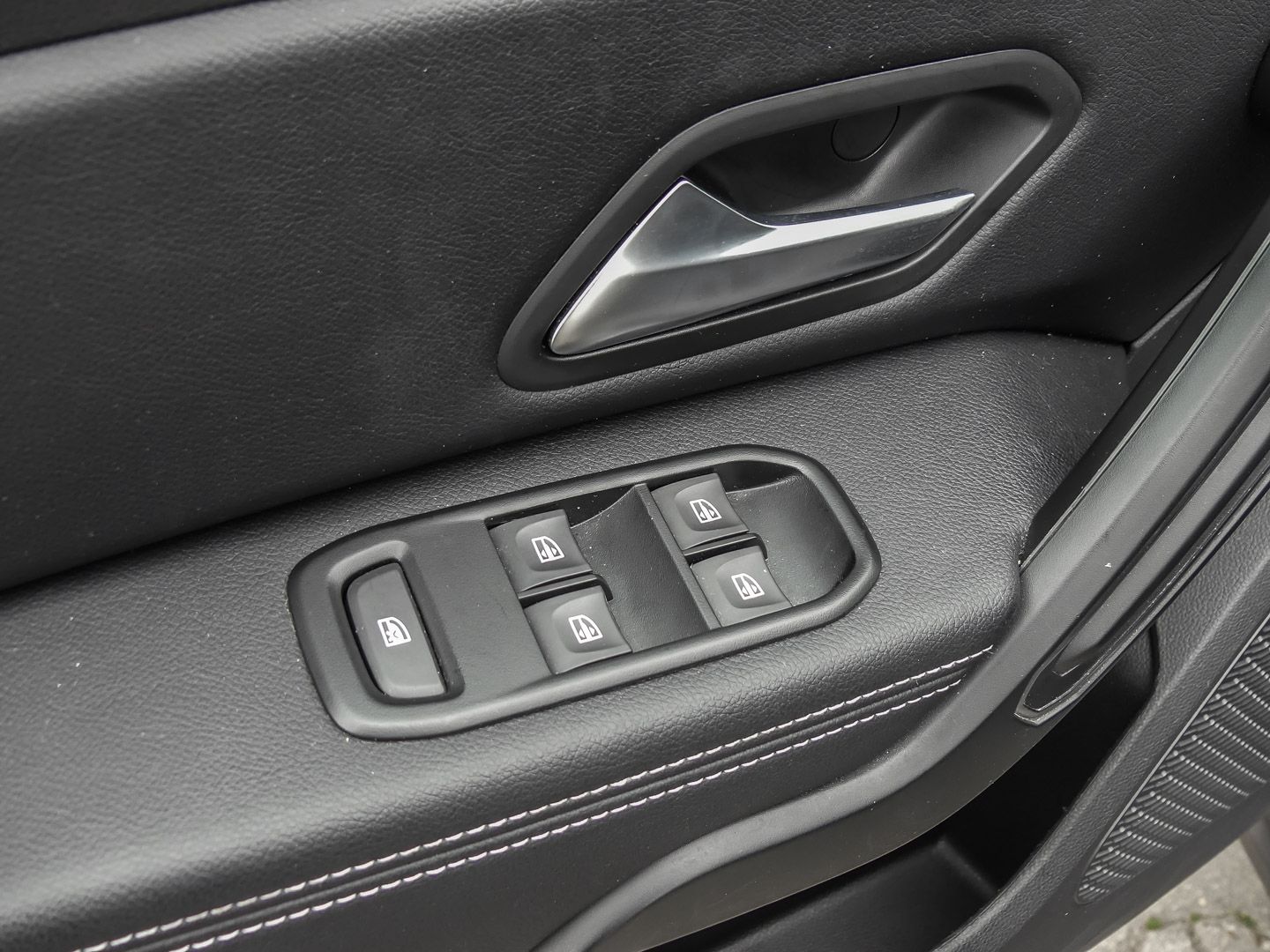 Dacia Duster II Prestige 1.3 TCe 130 EU6d - Samsaru's Car Outlet