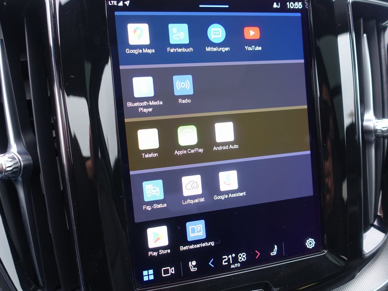 Volvo XC60 Recharge T8 AWD Plus Dark/Pano/CAM/AHK