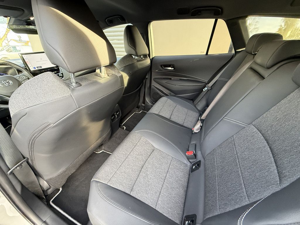 Toyota Corolla Touring Sports 1.8 Hybrid Team D