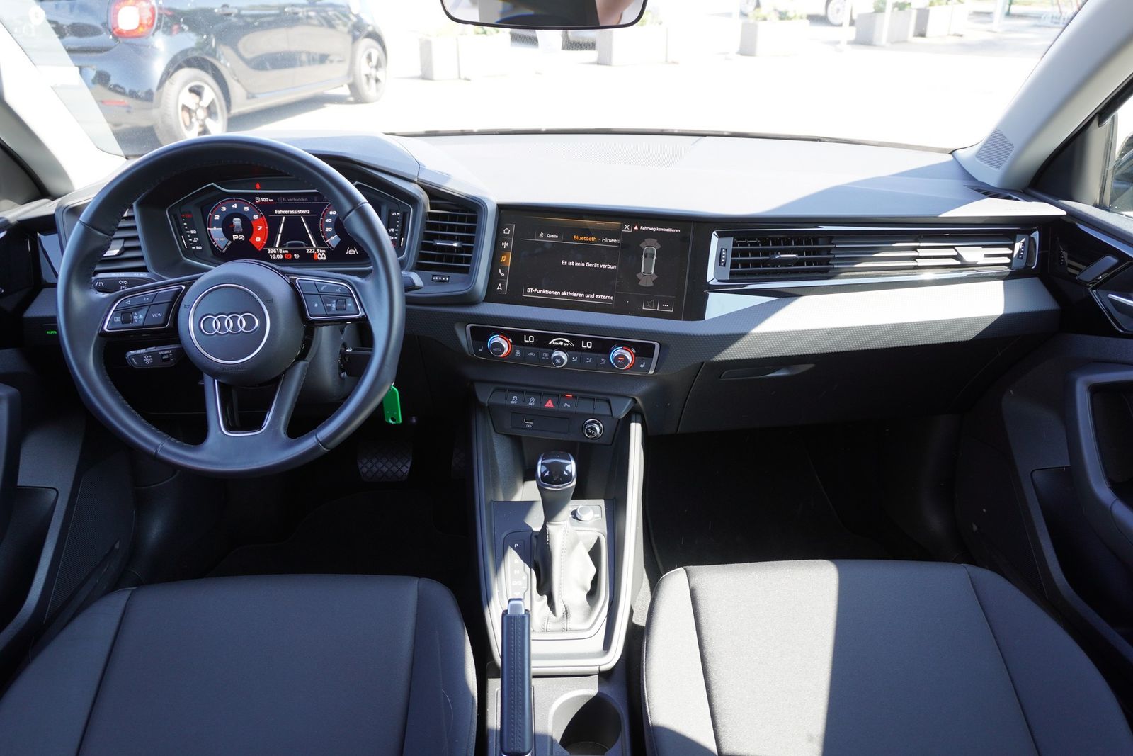Audi A1 25 TFSI Sportback S-tronic - Samsaru's Car Outlet
