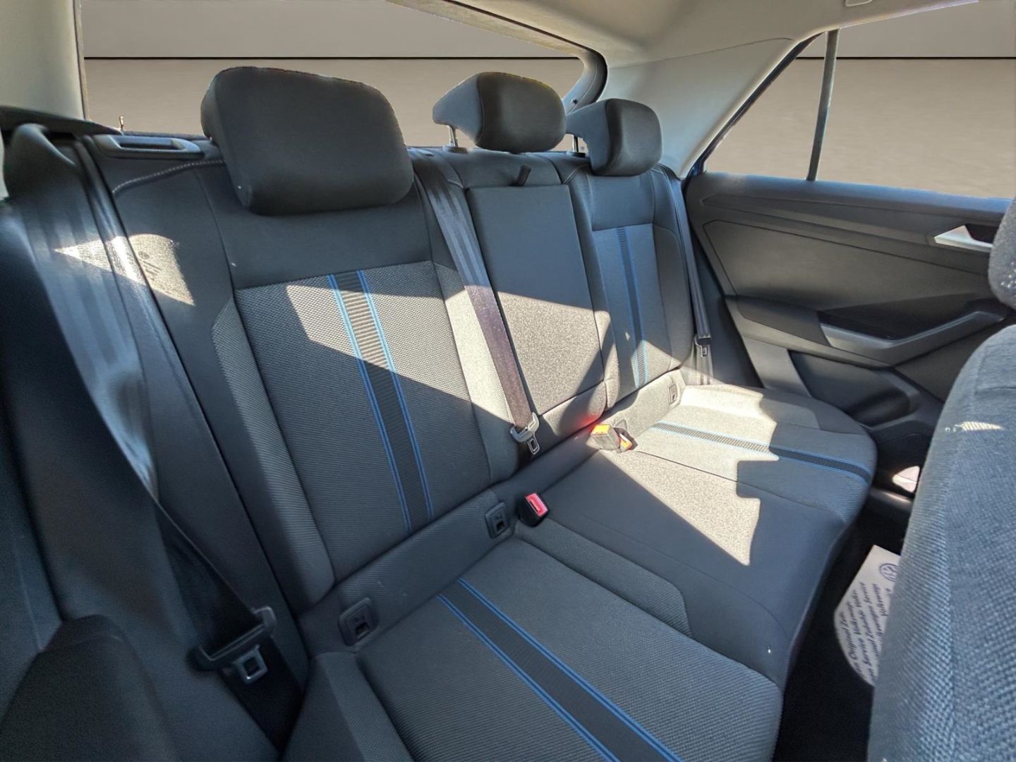 Volkswagen T-Roc Style 1.5 TSI DSG - Samsaru's Car Outlet