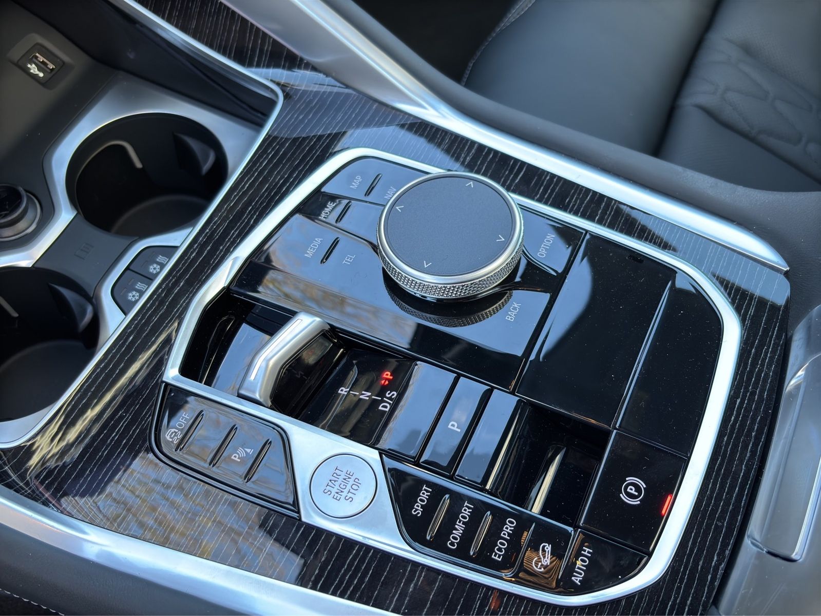 BMW X6 xDrive30d [M Sport, HUD, AHK, ACC, GSD, 22" L