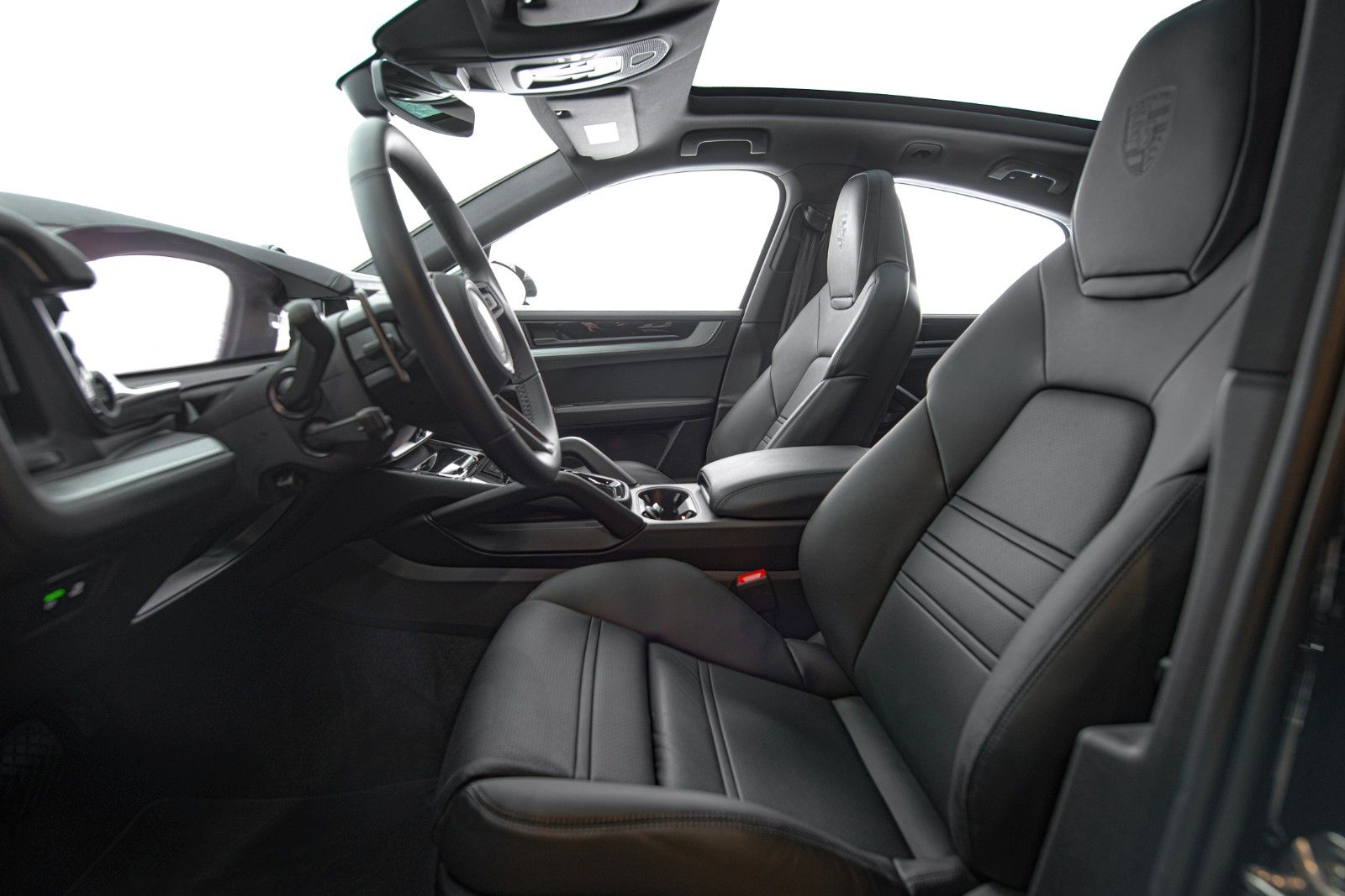 Porsche Cayenne Coupe E-Hybrid / SportDesign / VAT