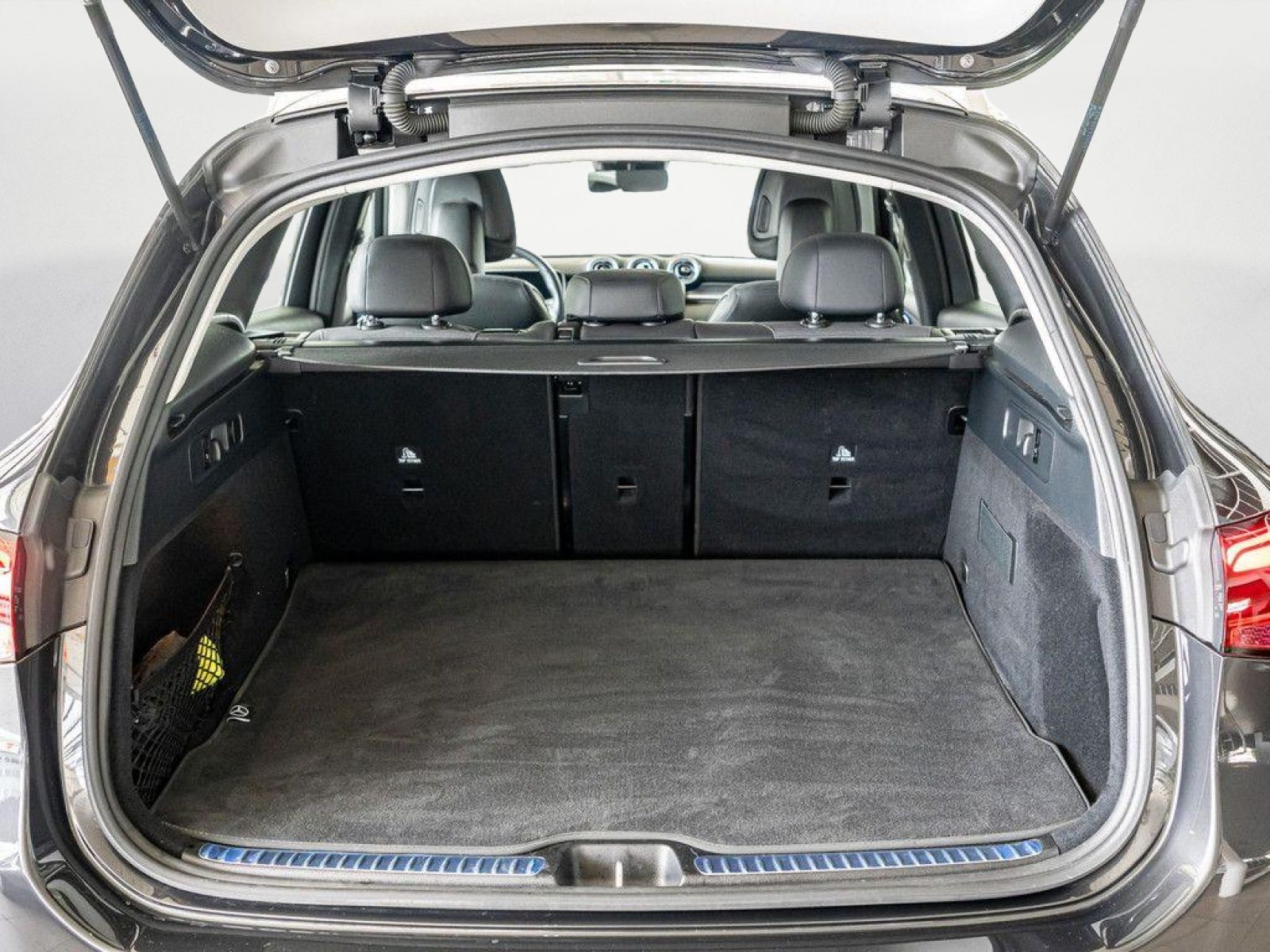 Mercedes-Benz GLC 200 4M Avantgarde Advanced Plus - Samsaru's Car Outlet