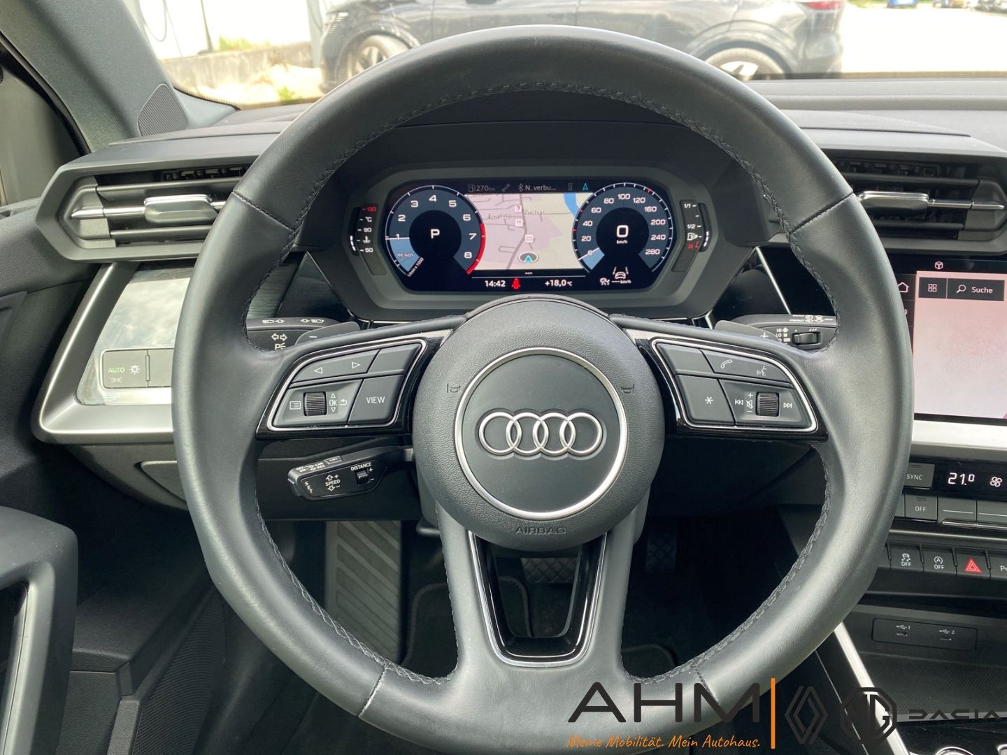 Audi A3 Sportback 30 TFSI advanced - Samsaru's Car Outlet