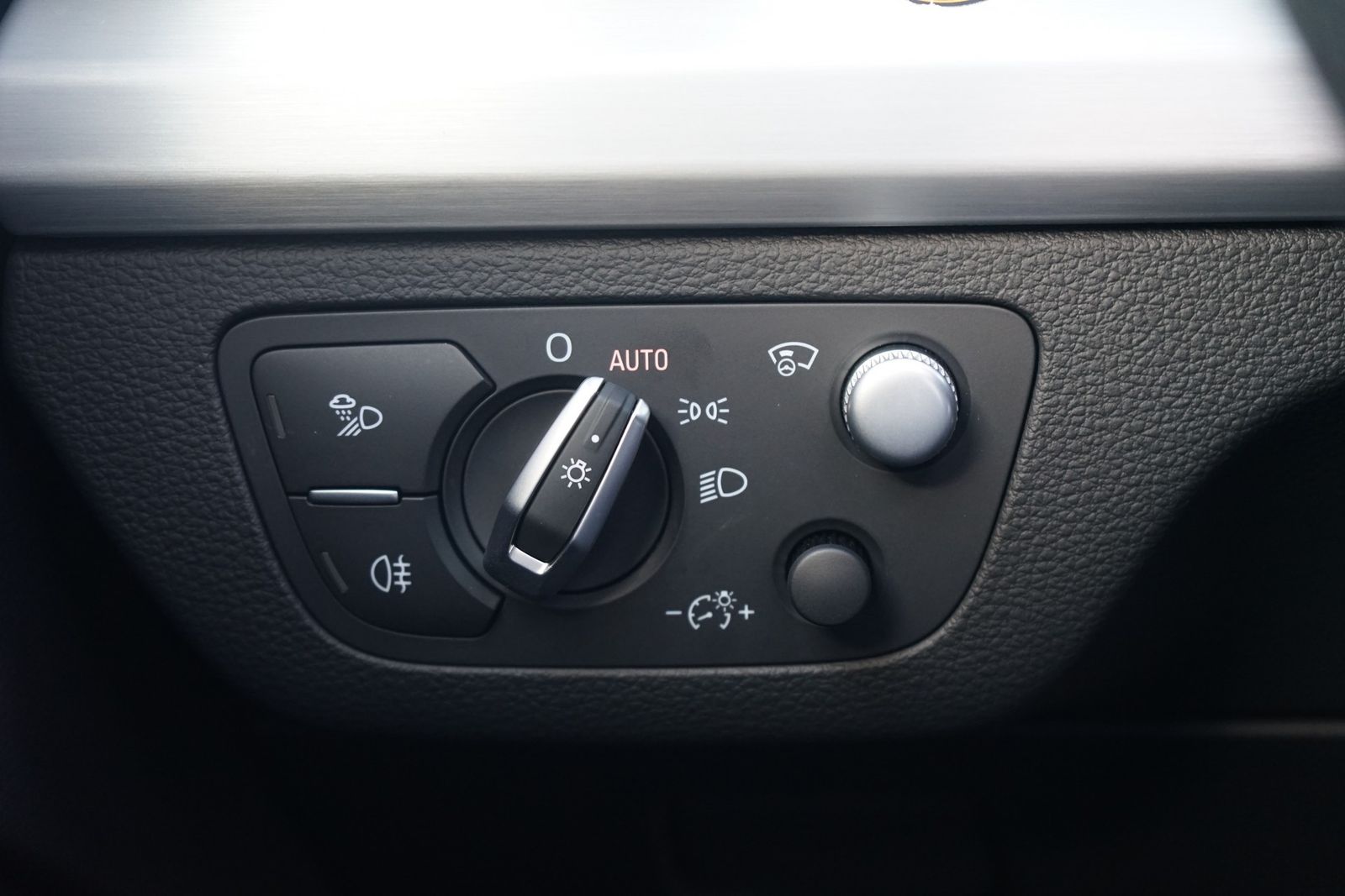 Audi Q5 Sportback 40 TDI S-Line quattro s-tronic - Samsaru's Car Outlet