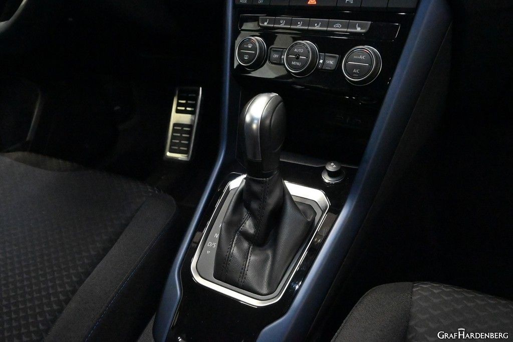 Volkswagen T-Roc 1.5 TSI Automatik United - Samsaru's Car Outlet